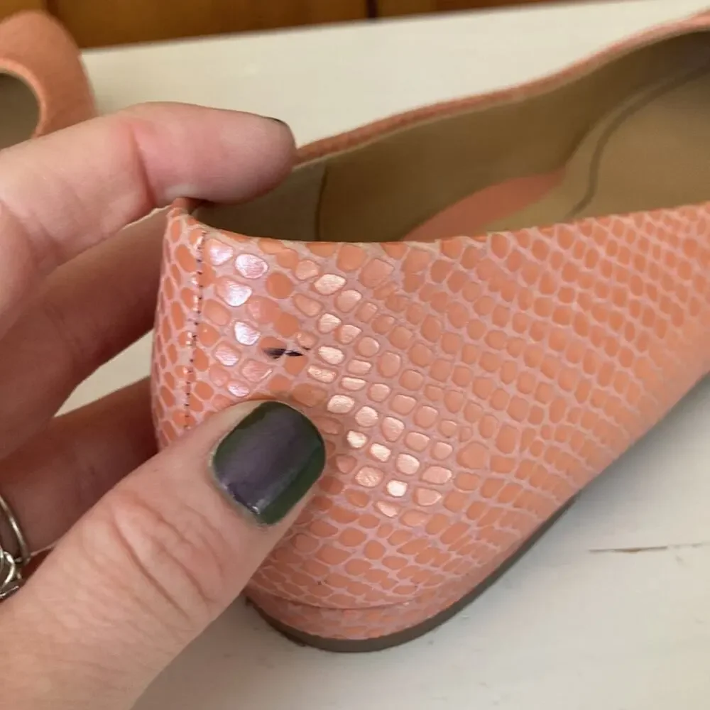 Vionic Peachy Pink Embossed Leather Lena Flats, Size 7
